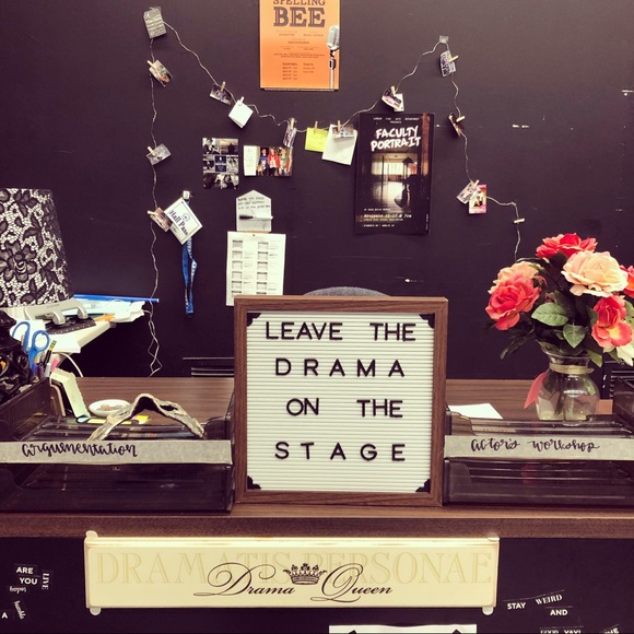 Follow me on IG: thethriftyteacherr ๐ - Picture 3 of 8